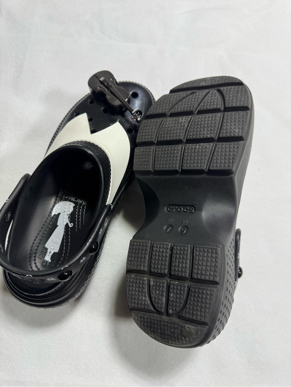 The Wednesday x Crocs Stomp Platform Clog - Picture 15 of 15